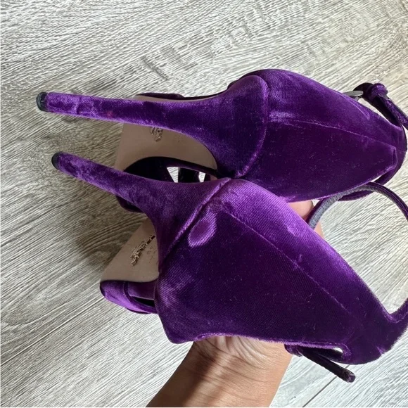 PRADA Elegant Purple Velvet Women's Heels 39 EU Excellent Condition